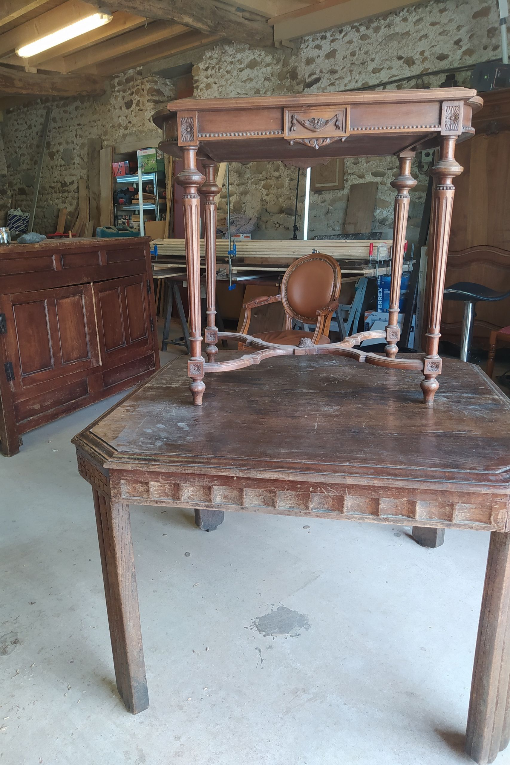 Atelier Lunel Marie-ébéniste restauration de mobilier ancien