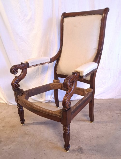 Fauteuil après restauration- Fauteuil - acajou- LUNEL Marie